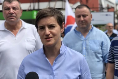 BRNABIĆ U OBRENOVCU I SURČINU: Opozicija nudi nasilje i obračune, a mi dijalog i razumevanje! (FOTO)