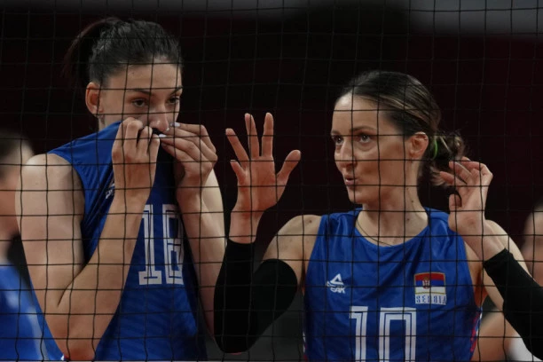 DEMONSTRACIJA SILE: Odbojkašice Srbije SMOŽDILE Južnu Koreju za drugo mesto u grupi!