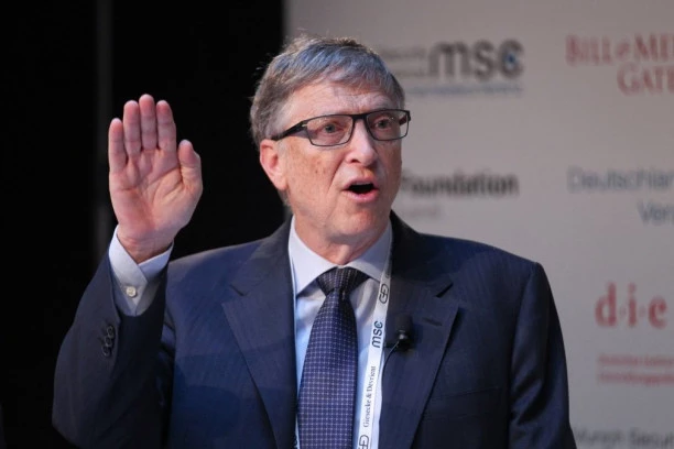 IZNENADNI POTEZ BILA GEJTSA: Otkazao govor na samitu u Indiji, otkriveno ŠTA NE ŽELI da ga novinari pitaju