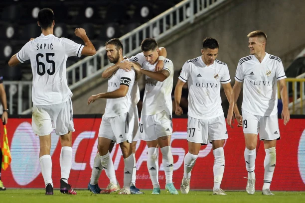 DOŽIVELI VELIKI ŠOK: Čudesan poraz Čukaričkog posle trijumfa nad Hamarbijem!