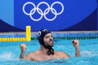 DELFINI ODBRANILI ZLATO! Maestralna Srbija SRUŠILA Grčku i ispisala ISTORIJU na OI!