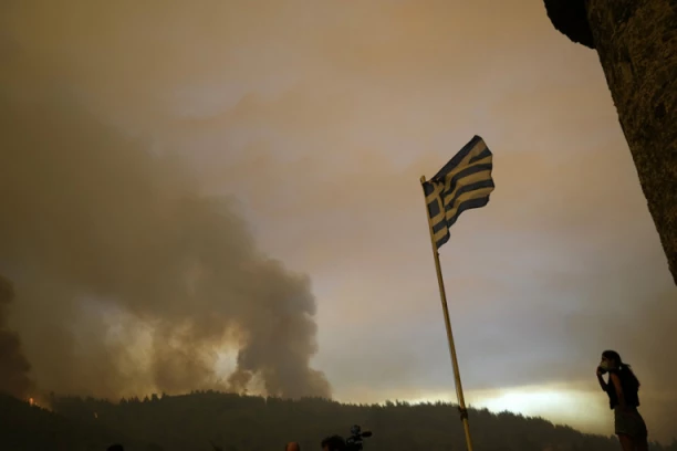 POŽAR NA SVETOJ GORI!