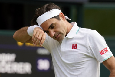 PREPOTENTNO I AROGANTNO: Federerova BOL je udarna vest posle Novakove titule na Rolan Garosu!