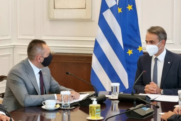 GRČKA SE KONAČNO IZJASNILA PO PITANJU PRIZNANJA KOSOVA! Vulin se sastao sa Micotakisom u Atini!