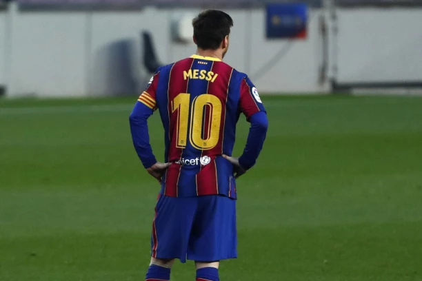 BARSELONA PUCA PO SVIM ŠAVOVIMA: Mesi potpisao za PSŽ a oni MORAJU da mu plate još 39 MILIONA EVRA, evo i zašto!