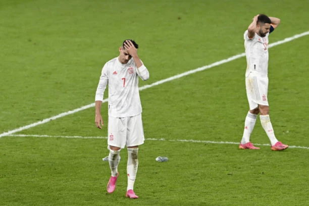 ZVEZDA JUVENTUSA U NEVERICI POSLE TEŠKOG PORAZA: Stigao u Torino, a supruga ga nije pustila unutra - RAZLOG JE BIZARAN!