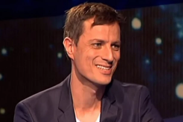 ACA STOJANOVIĆ JE BIO U VEZI SA OVOM POZNATOM VODITELJKOM? O njihovoj SVAĐI UŽIVO U PROGRAMU, brujala je cela Srbija!