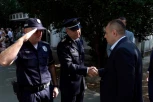 VULIN U POSETI KULI: Pripadnici policije su tu da štite svakog građanina Srbije! (FOTO)