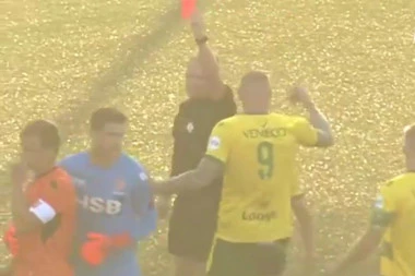 OVO NIKAKO NIJE SMEO: Sin Dejana Stankovića imao KATASTROFALNI DEBI u novom timu (VIDEO)