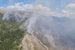 POŽAR U KANJONU TARE: Vatrogasci vode žestoku borbu sa VATRENOM STIHIJOM! (VIDEO)