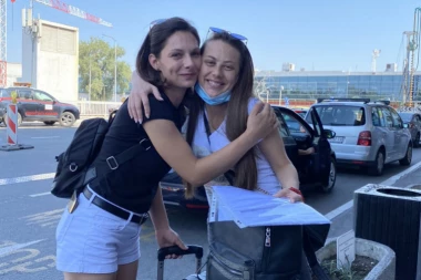 MILICA ADAMOVIĆ ODLAZI NA TRANSPLATACIJU BUBREGA! Ekskluzivno otkrila za Republika.rs kako se oseća, a evo ko će biti DONOR! (VIDEO)