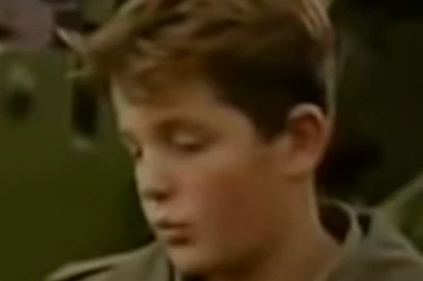 SPOMENKO JE ŠKOLU ZAMENIO RATIŠTEM! Hrabro je poginuo u 14. godini! DANAS BI NAPUNIO 43 GODINE DA JE ŽIV! (VIDEO)