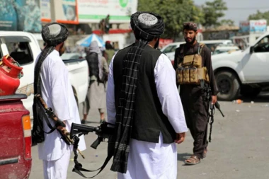 NASTAVLJA SE EVAKUACIJA IZ AVGANISTANA: Odbegli lideri talibana vraćaju se u Kabul!