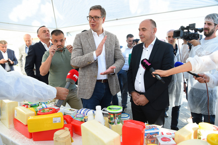 Imao je prilike da vidi brojne proizvode mlekare 