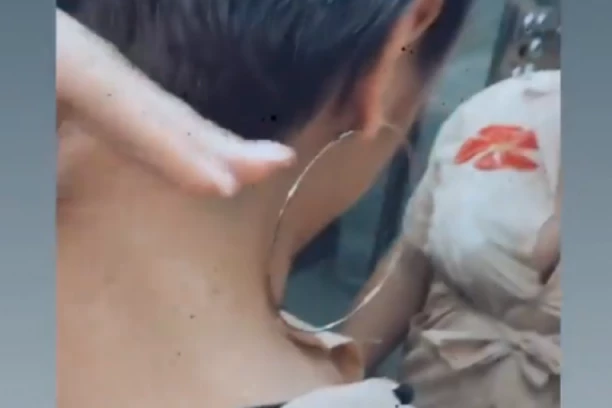 MILICA UDARALA MILJANU U LIFTU: Isplivao snimak sa Pinka, ovo niste videli uživo u programu! (VIDEO)