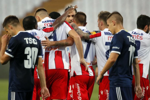 TSC IZDRŽAO SAMO PRVO POLUVREME: Zvezda MAJSTORIJAMA srušila Krstajićevu četu!