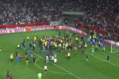 INCIDENT KOJI JE POTRESAO FRANCUSKU: Fudbaler Marseja još uvek u šoku! (VIDEO)