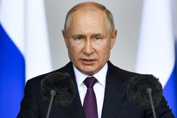 PUTIN NAORUŽAVA DRŽAVE OKO AVGANISTANA:  Rusija ozbiljno zabrinuta zbog trenutne situacije, POJAČAVA bazu u Tadžikistanu!