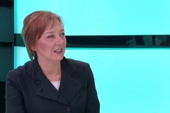NOVINARKA ANTONELA RIHA BRUTALNO SPUSTILA BLOKADERE NA ZEMLJU: "Kakvi smo mi očajnici kad poredimo mađarsku Tisu sa Studentskom listom"!