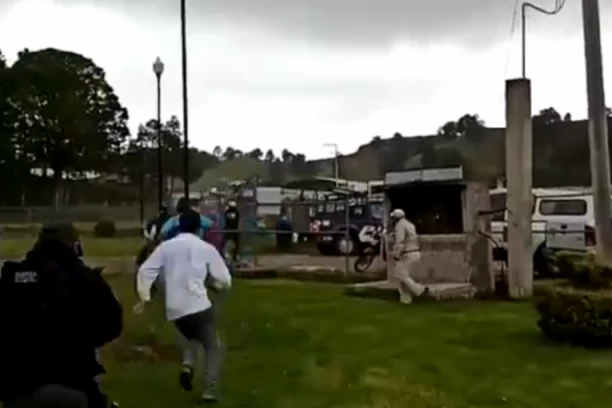 SRUŠIO SE HELIKOPTER U KOM JE BIO DRŽAVNI SEKRETAR: Izgubio kontrolu i zakucao se u zemlju! DRAMA! (VIDEO)