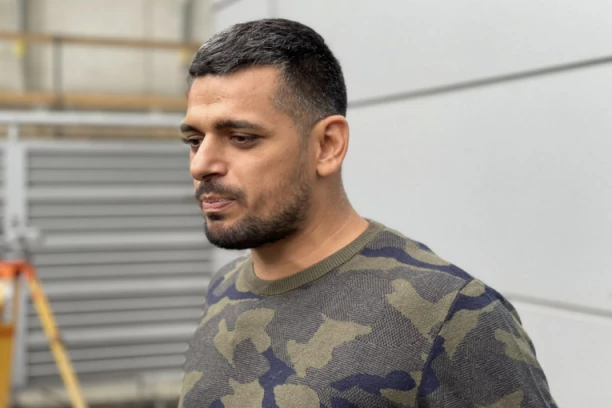 BORA SANTANA I MILICA KEMEZ NA PUTU DA OZVANIČE VEZU: Veridba će biti GALA! (FOTO/VIDEO)