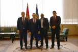 Boks delegacija kod ministra Vulina, stigao i poklon za Vučića