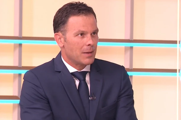 MINISTAR SINIŠA MALI NAJAVIO NOVU POMOĆ! Nekome 20, nekome 50 evra, a pojedinima bogami i STAN!