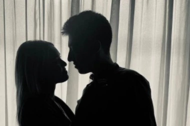 ZVEZDA MONTEVIDEA STALA NA LUDI KAMEN: Glumac oženio ŠEST godina mlađu izabranicu!  (FOTO)