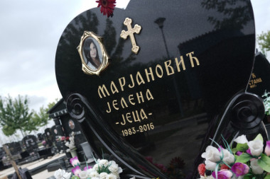 MISTERIJA NA GROBU JELENE MARJANOVIĆ: Danas na njen rođendan tamo niko nije viđen, na groblju ostavljeno OVO! (FOTO)