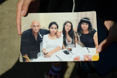 ODREĐEN PRITVOR MALOLETNIKU KOJI JE IZAZVAO STRAVIČNU SAOBRAĆAJKU U ZEMUNU: Nastradala Slađana (18), četvoro dece povređeno