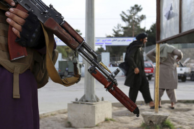 RACIJA U AVGANISTANU: Talibani uhapsili 4 pripadnika Islamske države