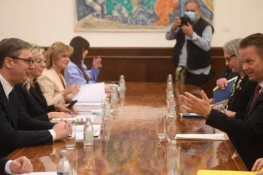 Vučić se sastao sa ministrom spoljnih poslova Kraljevine Danske Jepeom Kofodom!