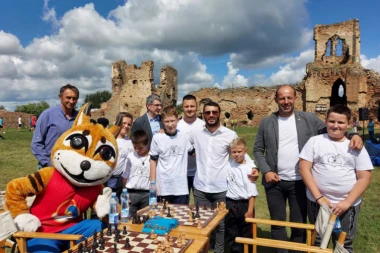 ODRŽAN ŠESTI MALI SAJAM SPORTA: Prelepi kadrovi iz Bača! (FOTO/VIDEO)