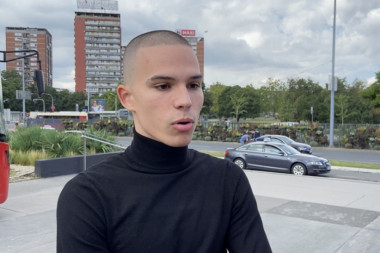 Vojaž zaplivao u glumačke vode: Mladi umetnik otkrio TAJNE sa snimanja, a evo šta mu je rekla Branka Katić! (VIDEO)