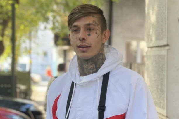 BIVŠI ZADRUGAR SVE VIŠE ŠOKIRA! Fran totalno promenio imidž, svi gledaju s nevericom šta je sada uradio! (FOTO)