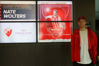 ZVEZDI STIGLO VELIKO POJAČANJE: Volters stigao u Beograd i odmah se OBRATIO DELIJAMA (VIDEO)