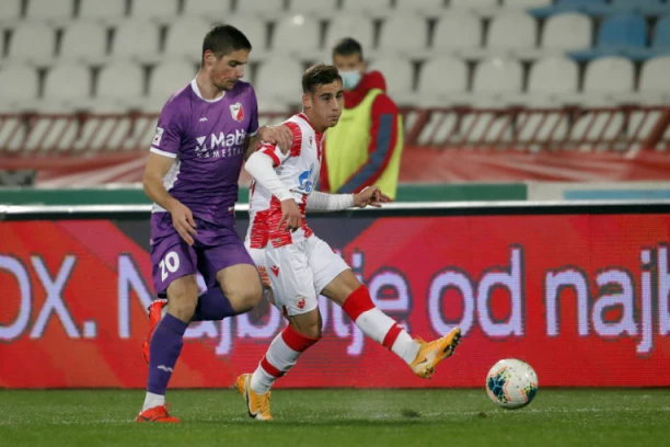 POTPIS KARIJERE: Talentovani napadač kompletirao NEOČEKIVAN transfer!