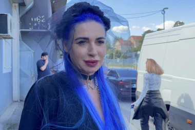 VAMPIRICA I MIKI ĐURIČIĆ UHVAĆENI ZAJEDNO: Zadrugari napustili karantin! (FOTO)