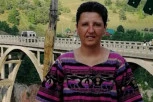 ALMA IZAŠLA IZ KUĆE I OD TADA JOJ SE GUBI SVAKI TRAG: Poslednji put viđena ispred Maksija u Obrenovcu, porodica moli za pomoć!