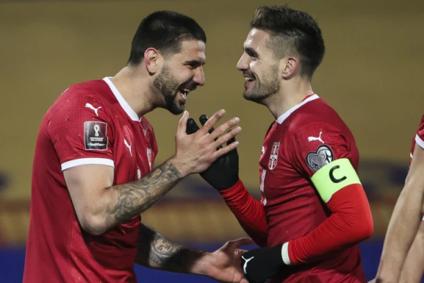 SKANDAL U TIMU: Dušan Tadić u epicentru ludila!