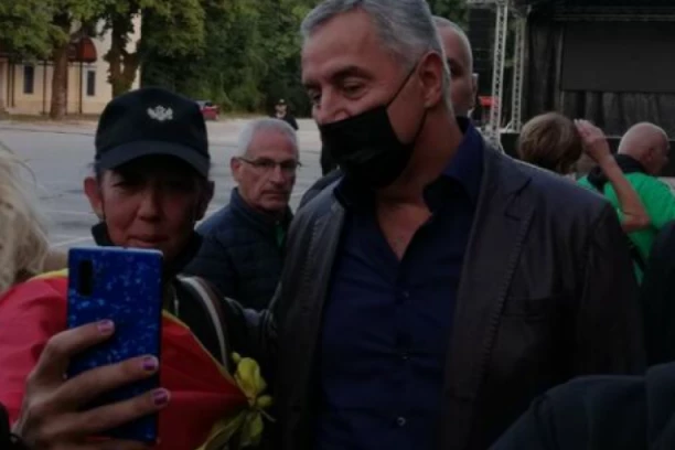 MILO ĐUKANOVIĆ STIGAO NA CETINJE! Ne sluti na dobro!