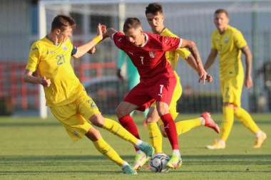 ŽESTOKA KAZNA UEFA: Suspenzija na četiri meča zbog protesta protiv Ukrajinaca!