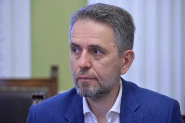 RADULOVIĆ OPISAO PAKAO KROZ KOJI JE PROŠAO ZBOG LAJMSKE BOLESTI: "Krajnja posledica je otkazivanje organa i smrt"