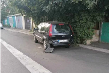 "BRATE, IZVINI I JAVI MI SE"! Poruka na šoferšajbni jednog automobila oduševila Srbiju!