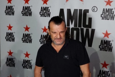 ACA LUKAS POBEGAO KAD SU GA PITALI OVO: Žene će mu doći GLAVE! (FOTO/VIDEO)