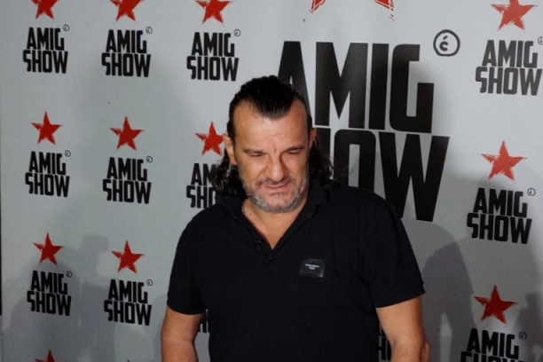 ACA LUKAS POBEGAO KAD SU GA PITALI OVO: Žene će mu doći GLAVE! (FOTO/VIDEO)