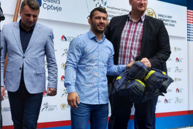 Predsednik Sportskog saveza Srbije Davor Štefanek sa predstavnicima Vrnjačke Banje