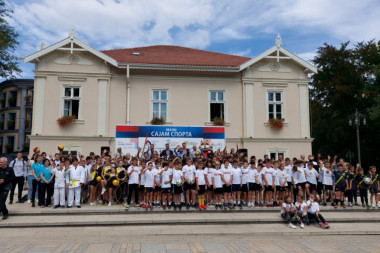 MALI SAJAM SPORTA U VRNJAČKOJ BANJI: Sportski savez Srbije okupio talentovanu decu iz cele opštine