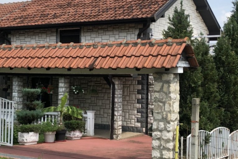 Vikendica trenera Dejana Stankovića