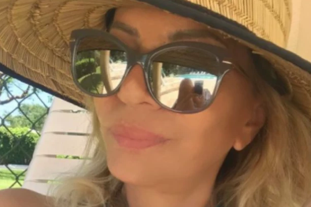 ONA JE BILA KRALJICA PODZEMLJA: Poznata pevačica fatalna po SPSKE MAFIJAŠE harala je estradom, a onda je PALA zbog Švajcarca i osuđena za TEŠKU PREVARU!